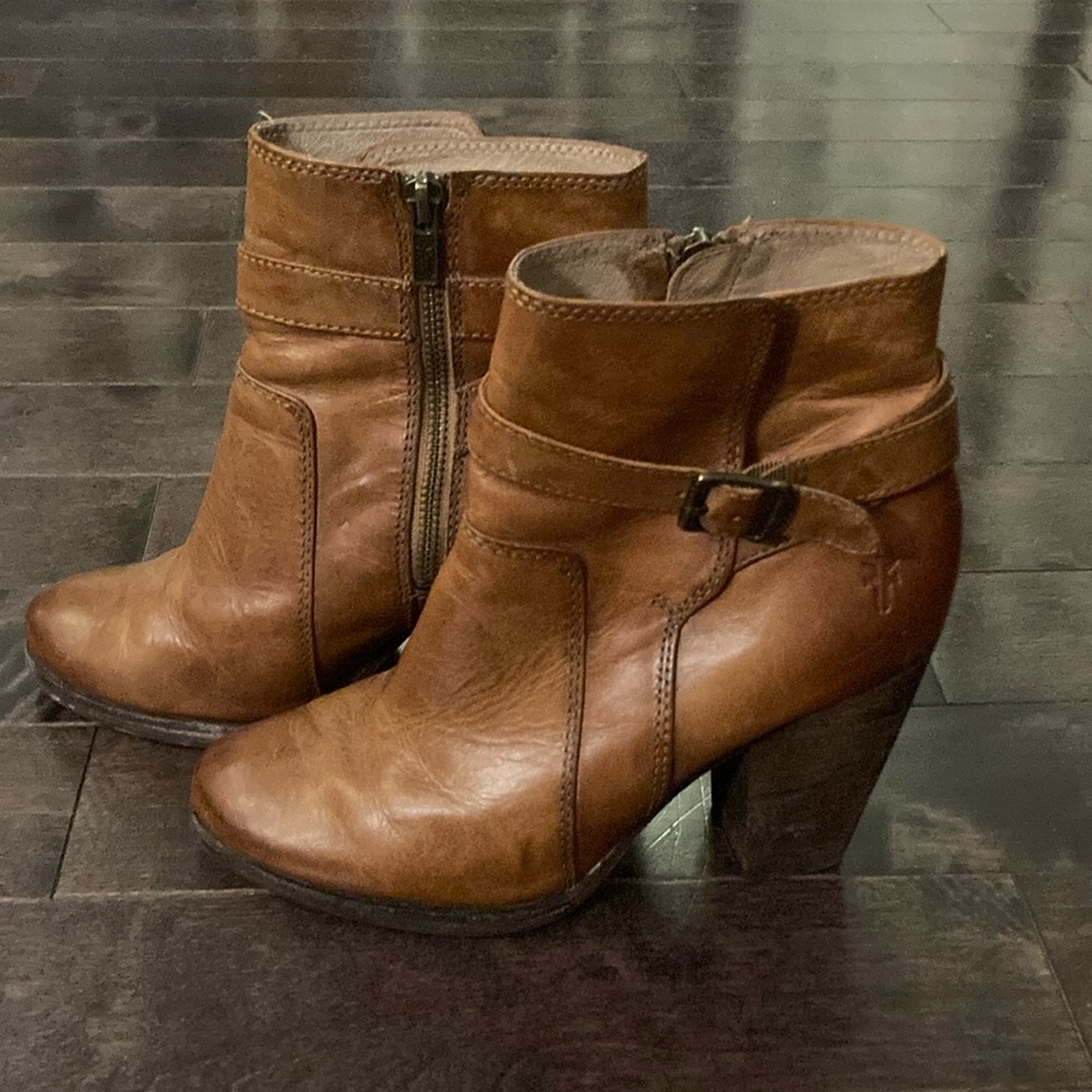 Frye Patty Riding Bootie 7.5 - Picture 1 of 10